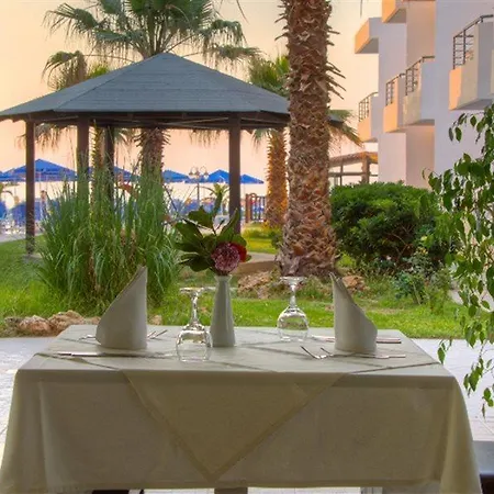 Krini Otel 4*