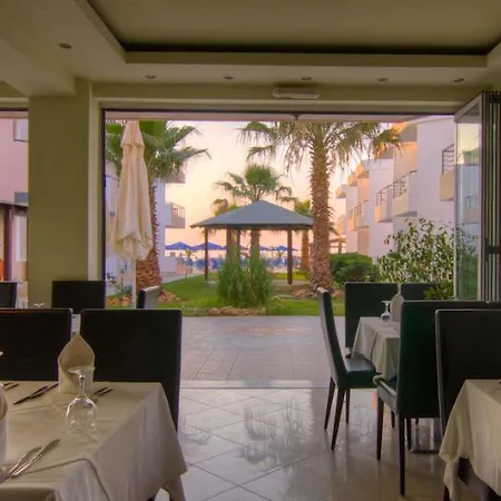 Otel Krini 4*